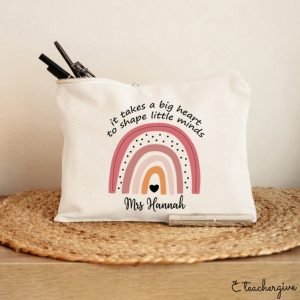 Personalized It Takes A Big Heart To Shape Little Minds Teacher Makeup Bag