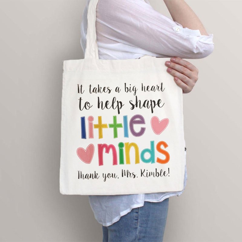 Personalized It Takes A Big Heart To Help Shape Little Minds Teacher Tote Bag - Image 4